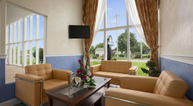 Days Inn by Wyndham - Cape Cod, Забронировать Отель Хайаннис Полуостров Кейп-Код