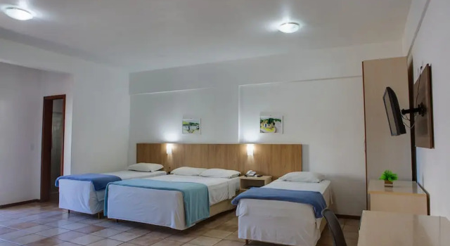 Четырёхместный номер Standard Flipper Hotel