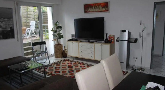 2 Zimmer Wohnung Wuppertal Mit Terrasse, Забронировать Отель Вупперталь Северный Рейн-Вестфалия