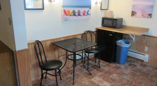 Green Dolphin Motel, Rezerwuj Motel Hotele w New England z basenem, Basen