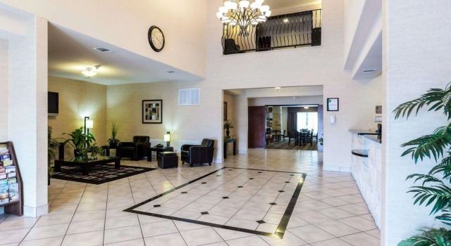Quality Suites Huntsville Near University, Boek Hotel Huntsville Texas