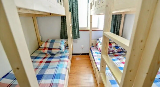 Кровать в общем номере (мужской номер) Shenzhen Dreamer Hostel Haishang World