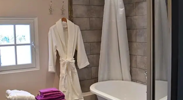 Le Clos de Lucie, Book Hotel Hoteller i Lagnes med parkering, Parkering