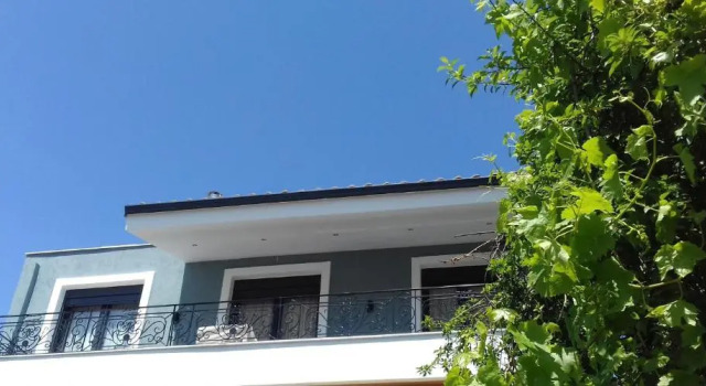 Pela Veranda Exquisite Suites
