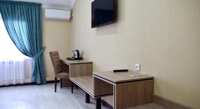 Dostar Inn