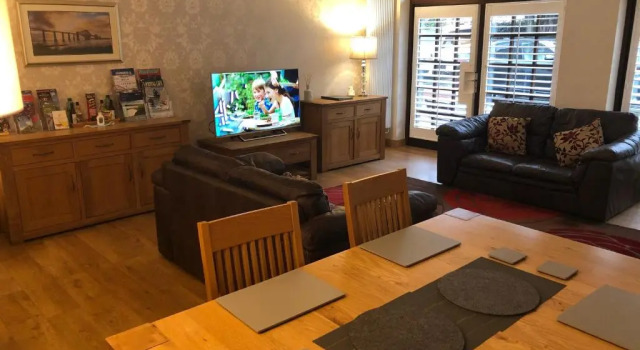 Коттедж c 1 комнатой Roslin Self Catering