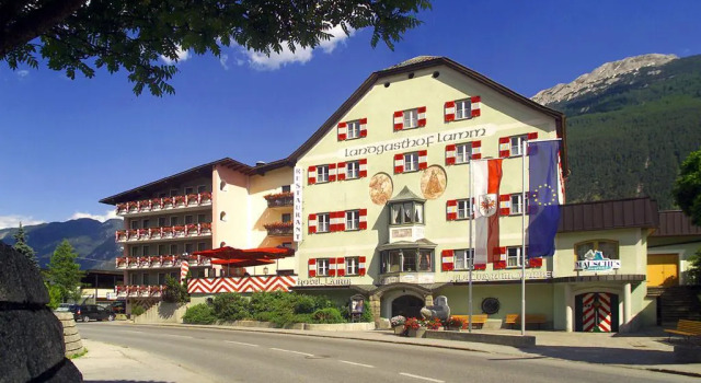 Hotel zum Lamm, Забронировать Отель Отели Тарренц 3 звезды, 3*