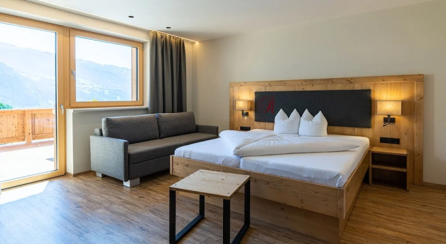 Двухместный номер Deluxe с балконом Hotel Garni Romantik