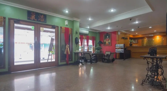 Reddoorz Premium Near Jembatan Ampera 2