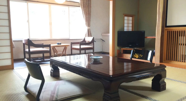 Ryokan Kakuhokan, Prenota Hotel Yuzawa Akita