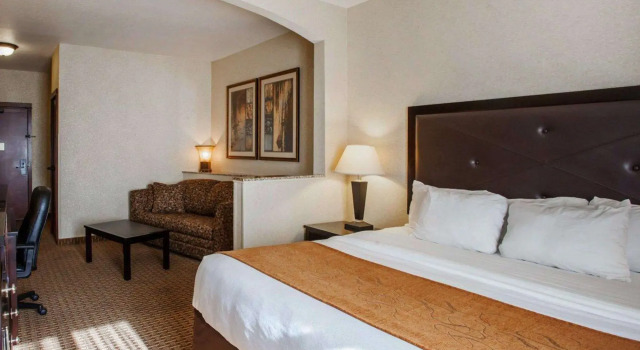 Comfort Suites Moses Lake, Rezerwuj Hotel Hotele w Moses Lake z basenem, Basen