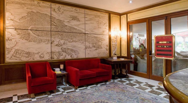 Amadeus Hotel