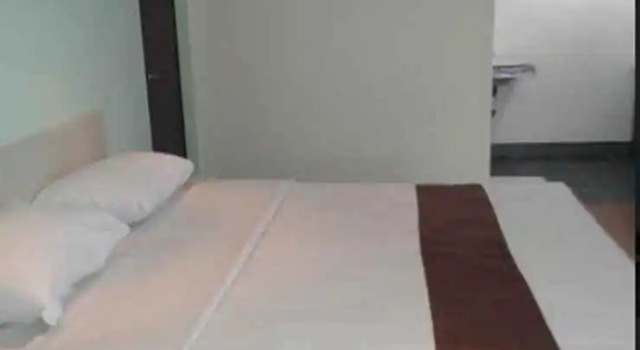 Puncak Village Hotel & Kampung Main Anak, Rezervovat Hotel Hotely v Megamendung s bazénem, Bazén