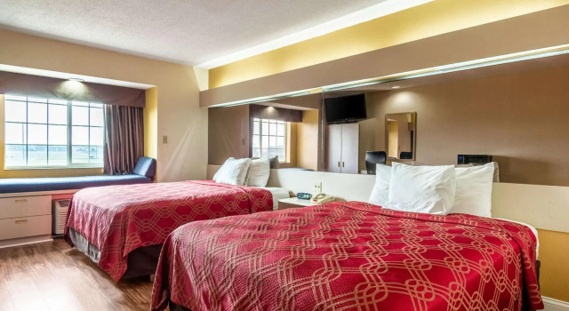 Econo Lodge Inn & Suites Evansville, Reserva ahora Hotel Evansville Indiana
