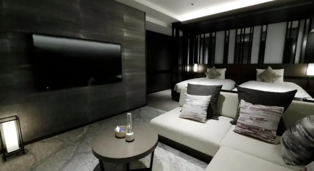 Двухместные номер Western Style Deluxe with Open-air Bath East Wing Hakone Gora KARAKU