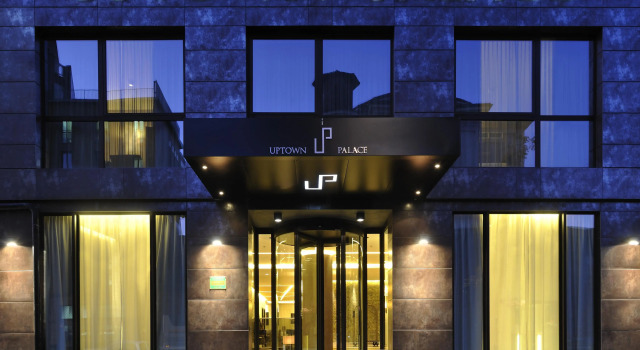 Отель Uptown Palace