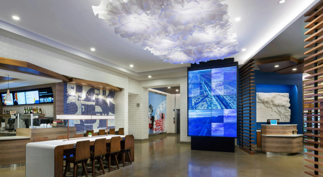 Courtyard by Marriott Santa Monica