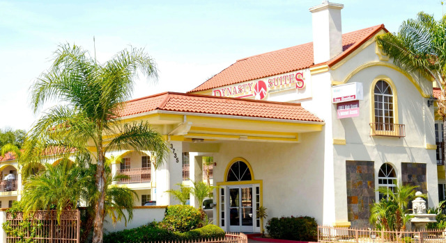 Dynasty Suites Hotel, Reserva ahora Hotel Hoteles en Riverside con aparcamiento, Aparcamiento