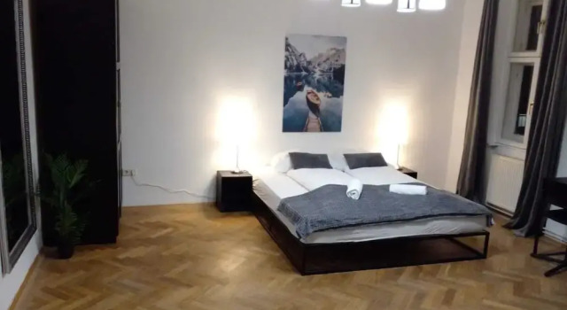 Апартаменты Bright 2BR Stay Close to Stadthalle