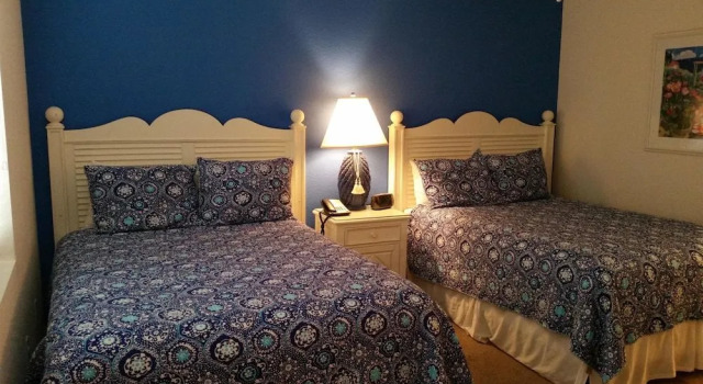Olde Marco Inn 401