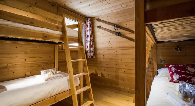 Chalet Base Camp, Забронировать Шале Виллы Овернь-Рона-Альпы, Вилла