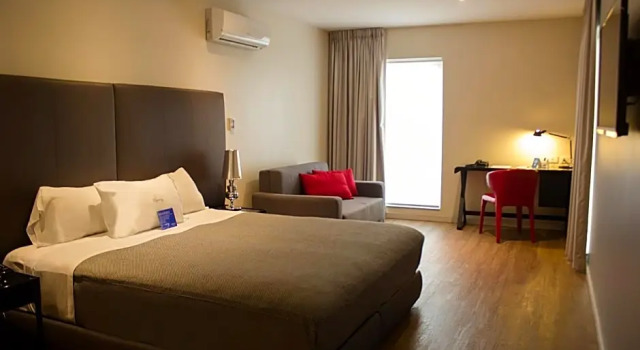 Номер Deluxe Regency Way Montevideo Hotel
