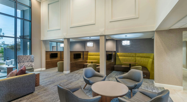 Courtyard by Marriott Reno, จอง โรงแรม สปาร์คส์ สหรัฐอเมริกา