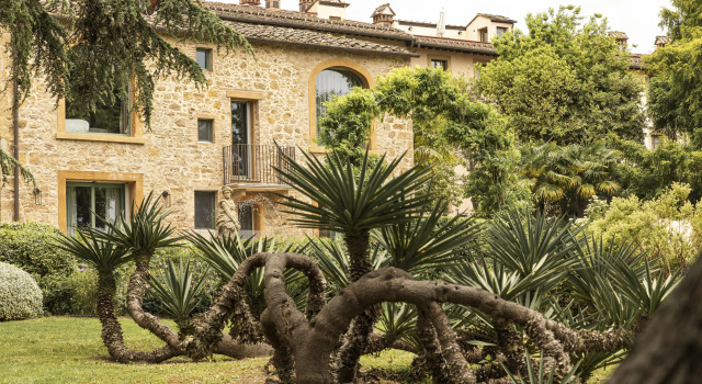 Castelfalfi, Забронировать Отель Отели Монтайоне 5 звезд, 5*