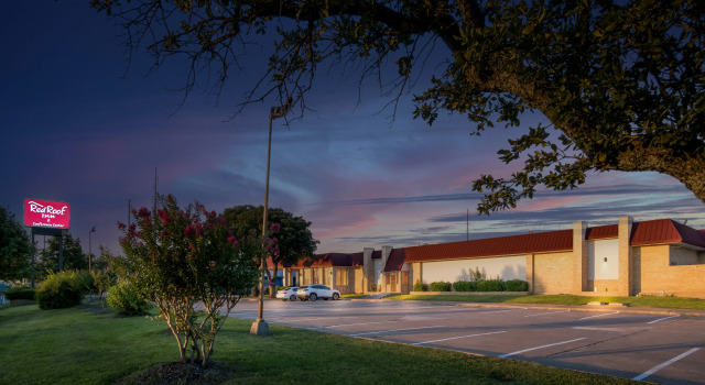Red Roof Inn & Conference Center McKinney