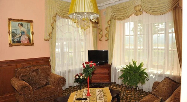 Hotel Zamkowy, Book Hotel Lancut Podkarpackie