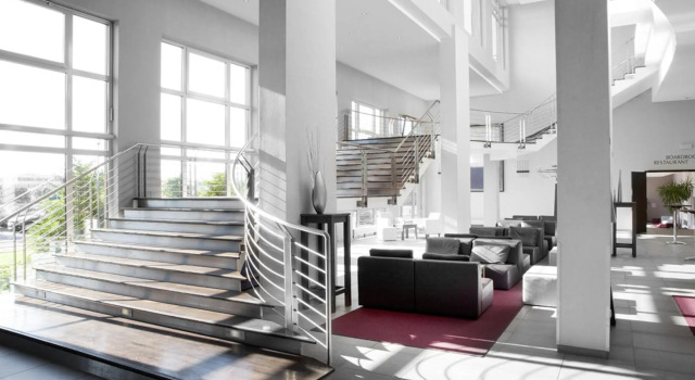 Van der Valk Hotel Berlin Brandenburg, Rezerwuj Hotel Hotele w Brandenburgia z basenem, Basen