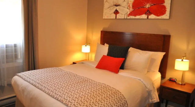 Auberge du Marchand, Buchen Sie Hostel Maria Chaleur-Bucht