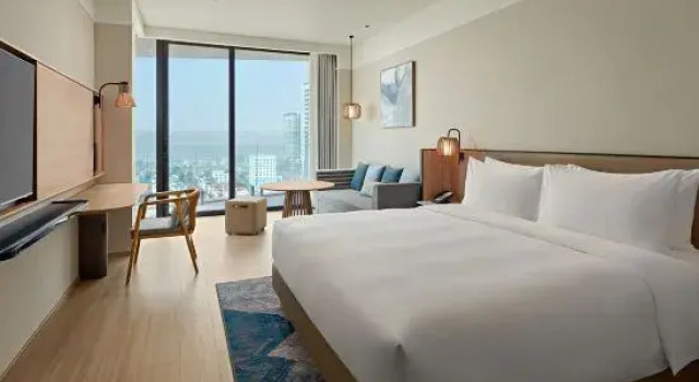 Номер Standard с видом на залив Hyatt Place Ha Long Bay, Bai Chay