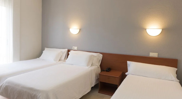 Двухместный номер Standard с балконом и с видом на сад Hotel El Palmeral