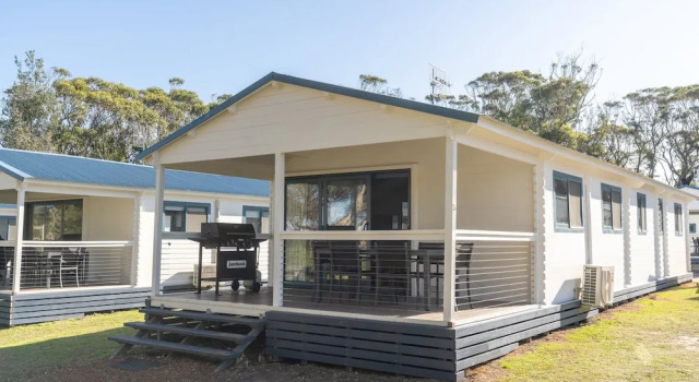 Вилла Deluxe с 3 комнатами рядом с пляжем BIG4 Tasman Holiday Parks - Racecourse Beach