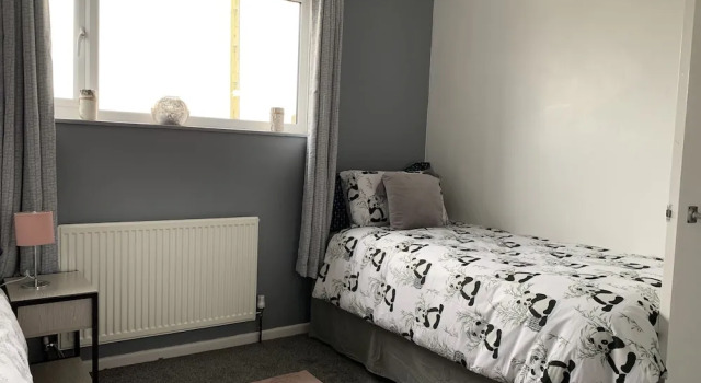 House - Sleeps 5, Parking & Private Garden