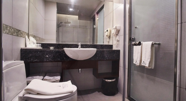 Номер Deluxe Meritin Hotel