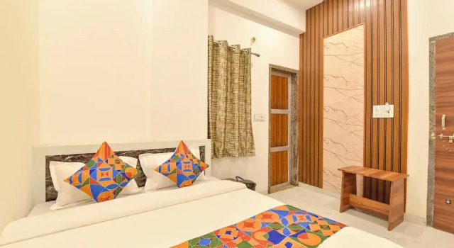 FabHotel Shree Radhey Shyam Palace - 500m Khatushyam Temple Khatoo, Забронировать Отель Отели штата Раджастхана 3 звезды, 3*