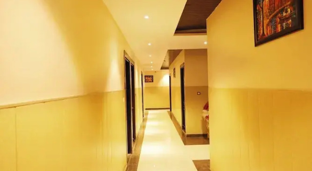 Hotel Bhagyaraj Palace Keshavpuram