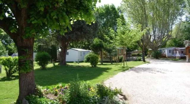 Camping de Tournon, Забронировать Кемпинг Отели Турнон-сюр-Рон 3 звезды, 3*