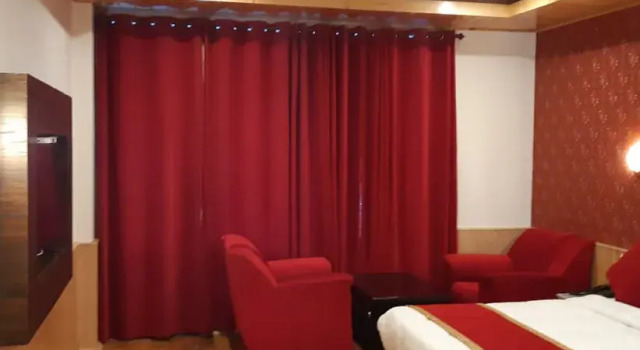 Snow Heaven, Забронировать Отель Бизнес-отели Манали, 4* 5*