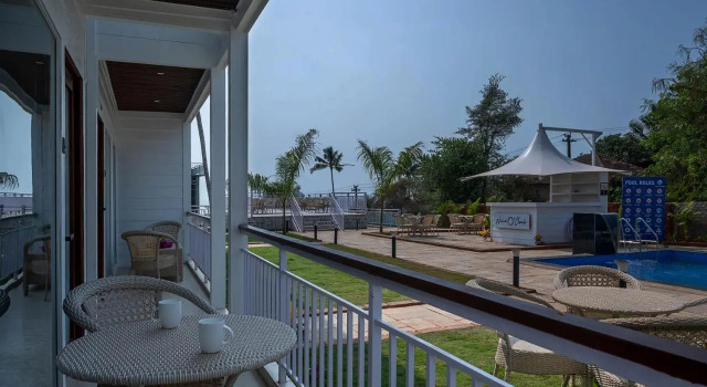 The Kimaya - By the Sea, Book Hotel Hoteller i Baga med pool, Swimmingpool