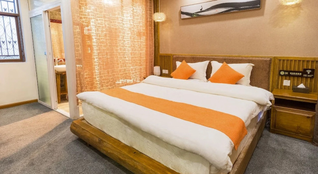Номер Deluxe Floral Hotel Lijiang Flower Four Seasons