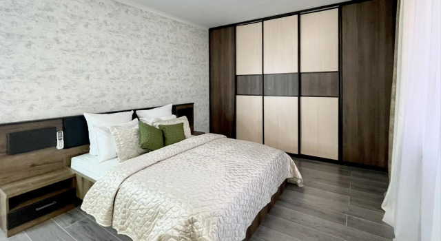 Greencity (Greencity) on Yamashev Avenue 43, Prenota Appartamento Hotel a Tatarstan con parcheggio, Parcheggio