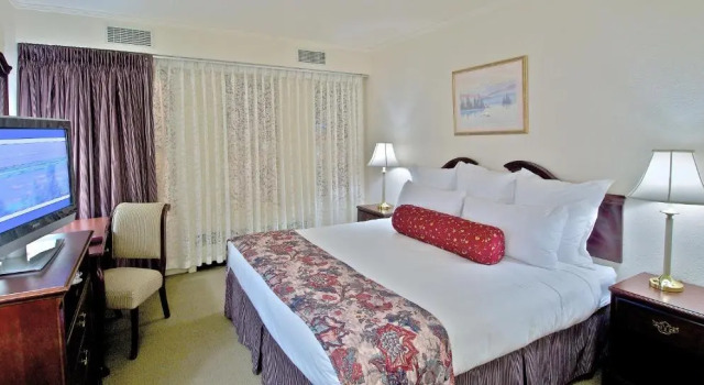 Run of House Historic Anchorage Hotel