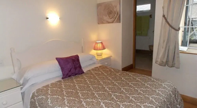 Ashleigh House Bed & Breakfast, Book Bed and Breakfast Monaghan Monaghan County