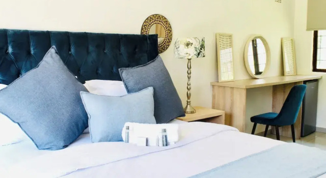 Impeccable 1-bed Apartment in Sandton