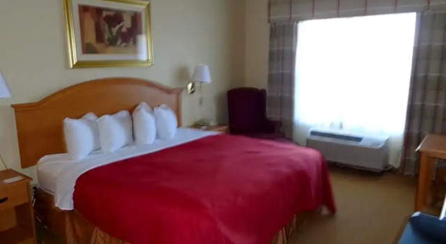 Двухместный люкс Country Inn & Suites by Radisson, Forest Lake, MN