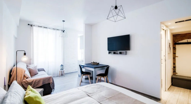 MyHomeInComo - S&O Apartment
