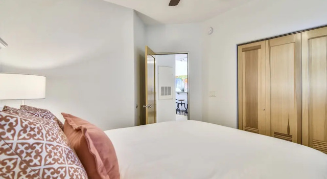 Ocean Grove 301-greta House 3 Bedrooms 2 Bathrooms Apts